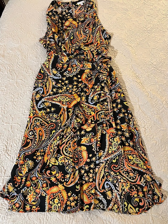New York & Company Dresses & Skirts - New York & Company Women’s L Paisley Romper Sleeveless V-Neck